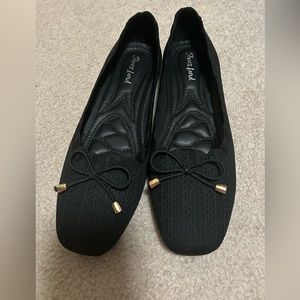 Stretchy woven flats . Size 40 / US SIZE 8.5